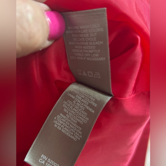 Liz Claiborne Red Trench Coat/Rain Jacket with Toggles. Fisherman Core. - Picture 9 of 9